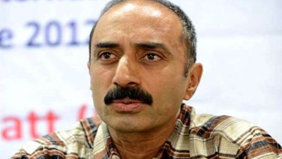 https://www.jagranimages.com/images/newimg/10052023/10_05_2023-ips_sanjeev_bhatt_23408274.jpg