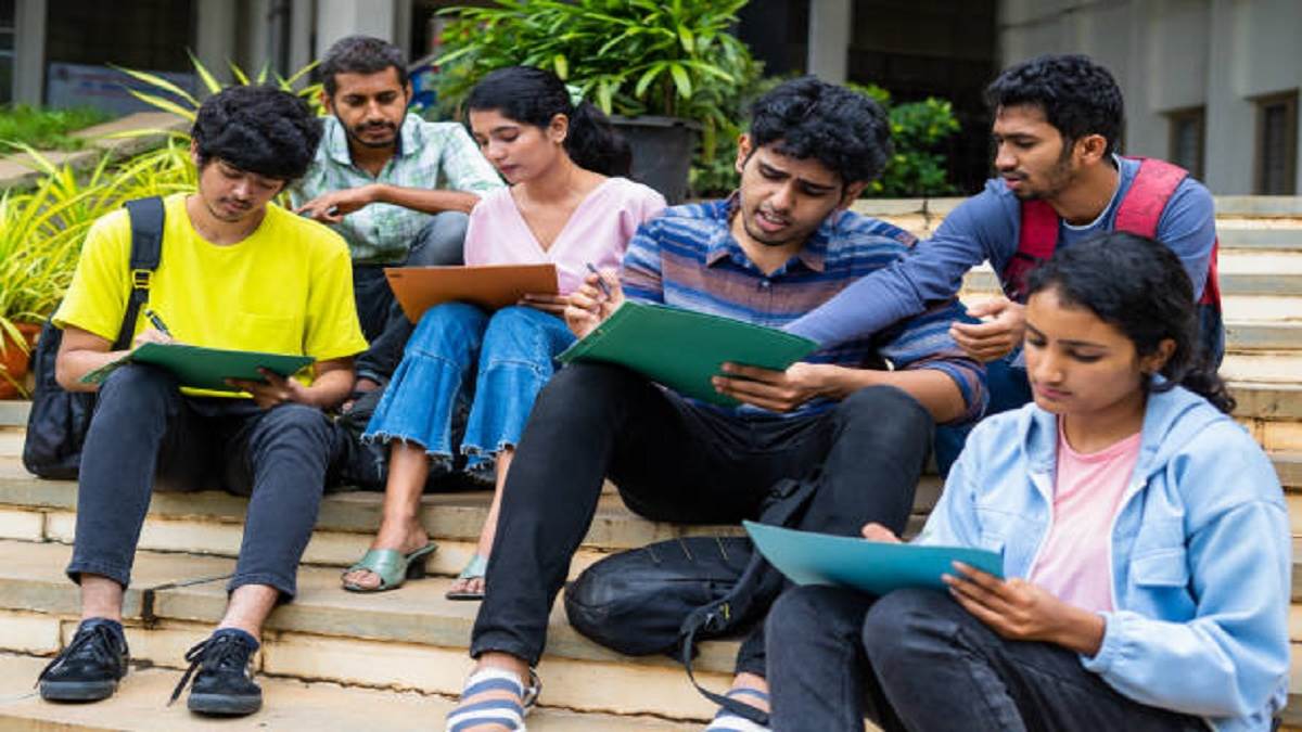 https://www.jagranimages.com/images/newimg/10052023/10_05_2023-syllabus_of_upsc_23408115.jpg