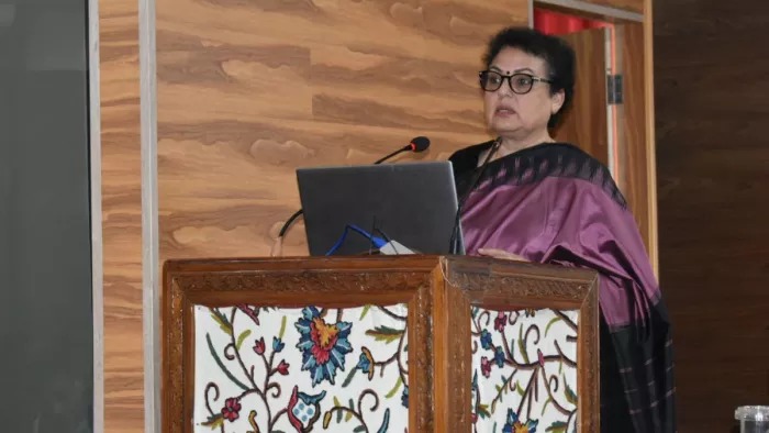 बंगाल के संदेशखाली मामले में एनसीडब्ल्यू ने चुनाव आयोग से जांच की मांग की है।
