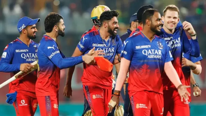 आरसीबी ने पंजाब किंग्स को हरा कायम रखीं प्लेऑफ की उम्मीदें। (PC- RCB X Account)