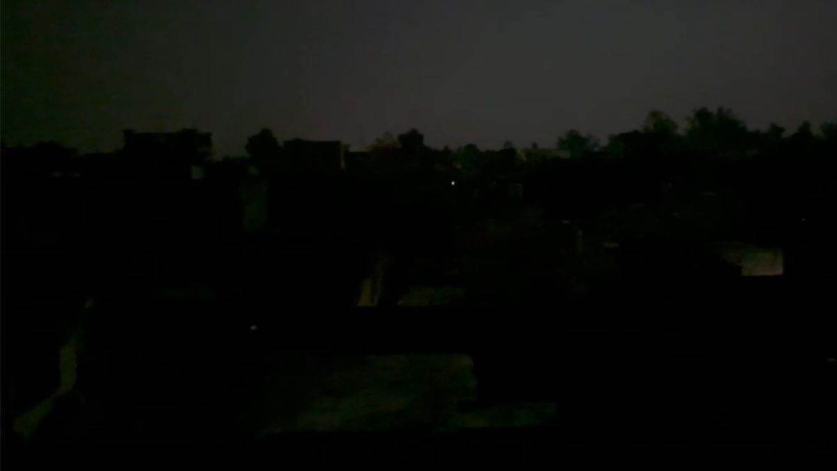 even after ceasefire announcement blackout in many cities punjab jalandhar amritsar security agencies on high alert