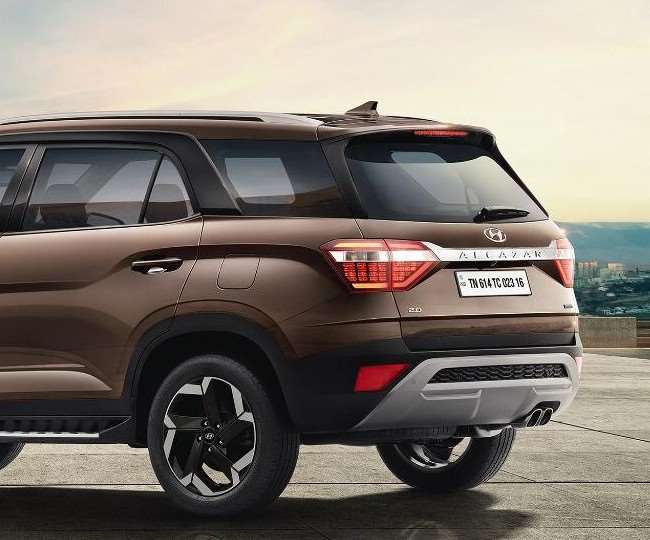 Hyundai Alcazar is all set to launch on 18th June Checkout the details of  this SUV