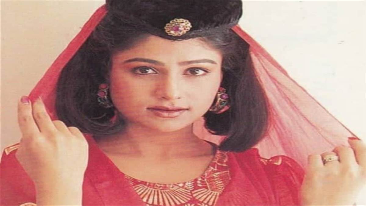 Salman Khan Actress: 90 के दशक की ये एक्ट्रेस आज भी खूबसूरती के मामले में  देती हैं सबको पछाड़, करियर के पीक पर बॉलीवुड को कहा अलविदा - Ayesha Jhulka  Latest Photoshoot