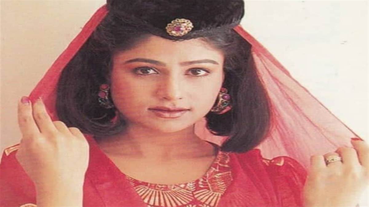 Salman Khan Actress: 90 के दशक की ये एक्ट्रेस आज भी खूबसूरती के मामले में देती हैं सबको पछाड़, करियर के पीक पर बॉलीवुड को कहा अलविदा - Ayesha Jhulka Latest Photoshoot Salman Khan Actress: 90 के दशक की ये एक्ट्रेस आज भी खूबसूरती के मामले में देती हैं सबको पछाड़, करियर के पीक पर बॉलीवुड को कहा अलविदा - Ayesha Jhulka Latest Photoshoot