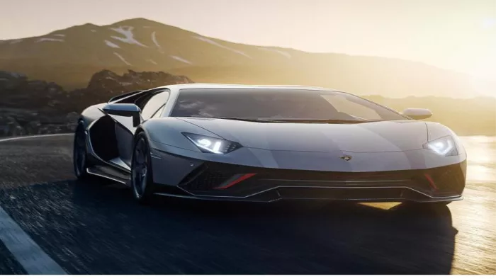 15 जून को लॉन्च हो रही है लेम्बोर्गिनी की नई कार (PC-Lamborghini.com)