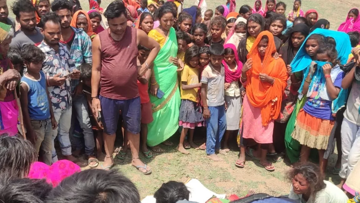 https://www.jagranimages.com/images/newimg/10062023/10_06_2023-garwha_children_drowned_23437306.jpg