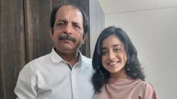 File Photo of Sumbul Touqeer Khan with Her Father