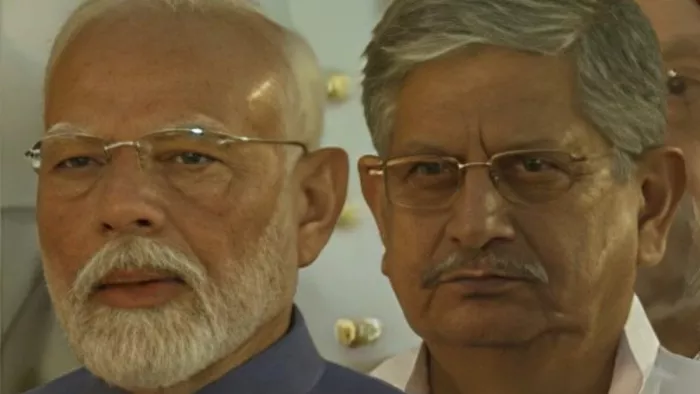 शपथ ग्रहण समारोह में प्रधानमंत्री मोदी के पीछे बैठे ललन सिंह।
