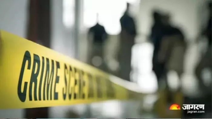संदिग्ध परिस्थिति में युवक का शव कमरे से बरामद।