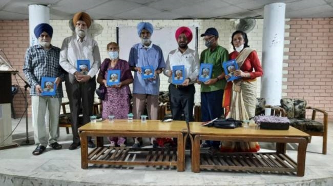abhinandan book release in pbi bhawan ludhiana