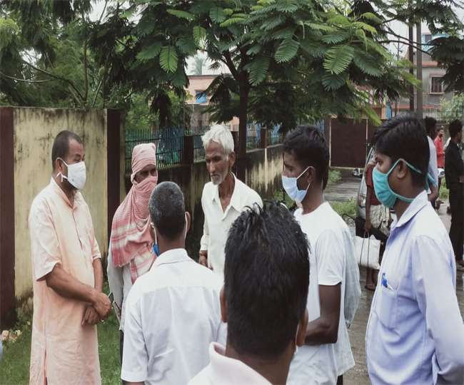 aam aadmi party blamed the system for the death of home guard jawan inderlal mandal on duty at snmmch dhanbad