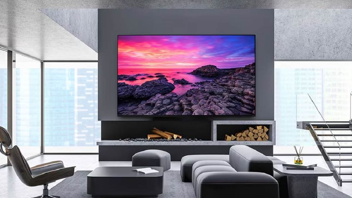 इन 65 inch QLED TV से पंगा लेने में फूल जाती हैं LED TV की सांसे! 1 लाख से कम में खूबियां गिनते-गिनते थक जाओगे