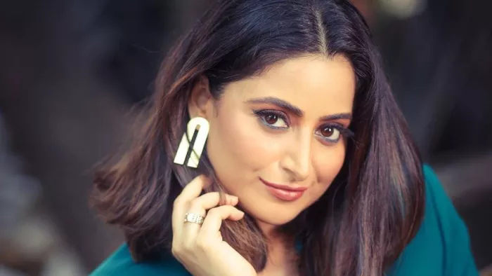 Aishwarya Sharma reacts on joining Bigg Boss after Khatron Ke Khiladi 13. Photo-Instagram