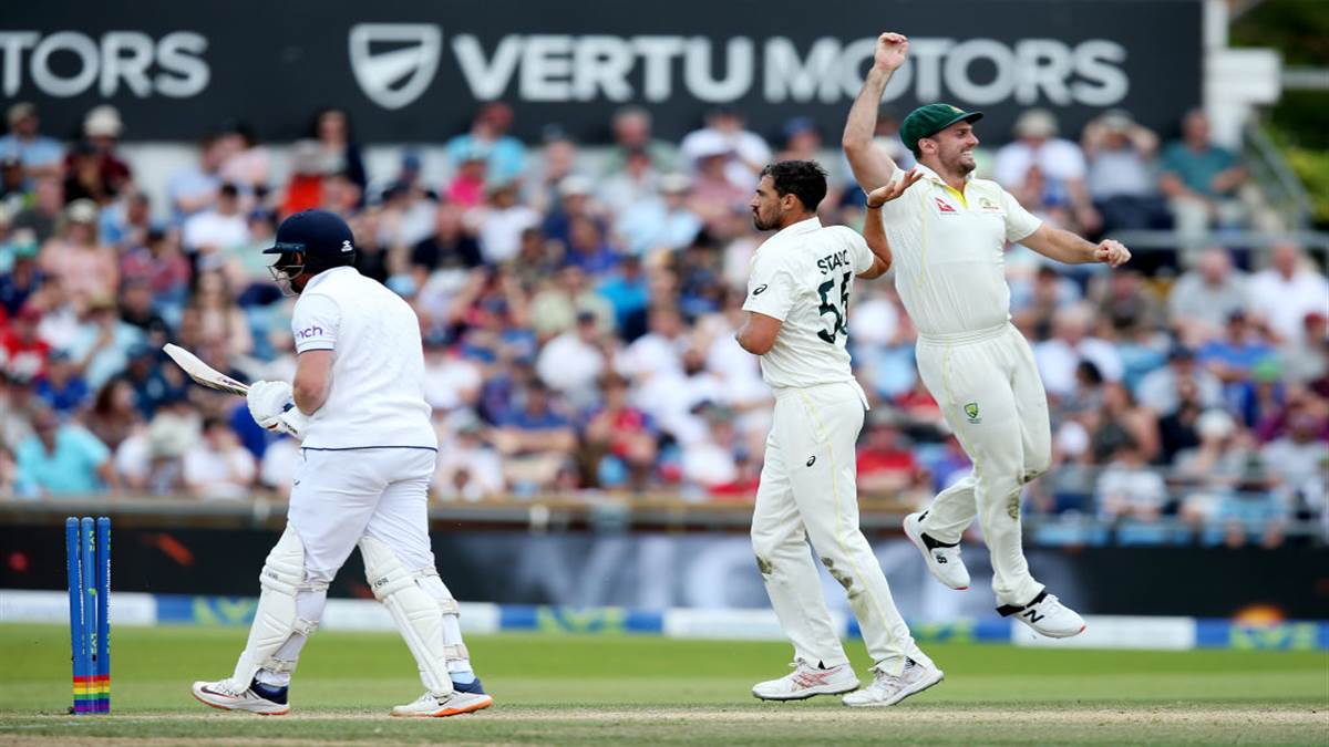mitchell starc became fourth australian bowler who took five wickets in 4th innings of test match but team losses the game ashes 2023 eng vs aus headingley test
