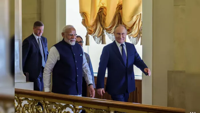 पीएम मोदी ने उठाया सैन्य उपकरणों में हो रही देरी का मुद्दा (फोटो- X)
