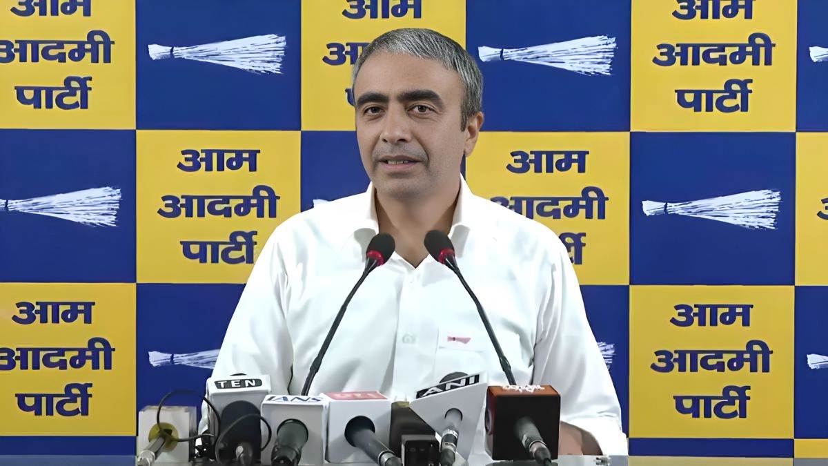 ncr aap alleges voter list manipulation in bihar before elections