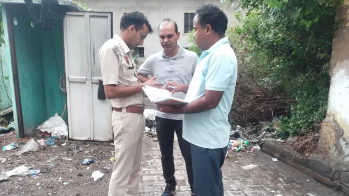 नाले में पड़ा मिला व्यक्ति का शव। जागरण