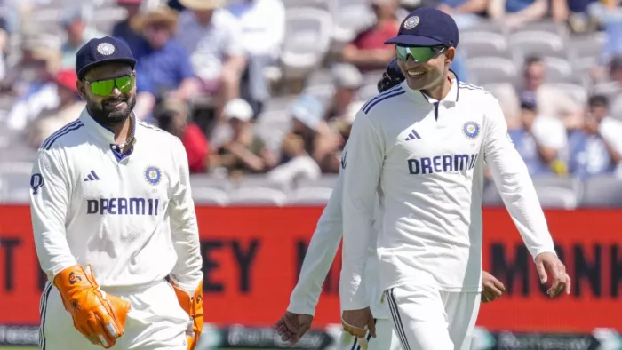 शुभमन गिल ने इंंग्लैंड का उड़ाया मजाक। फोटो- रायटर
