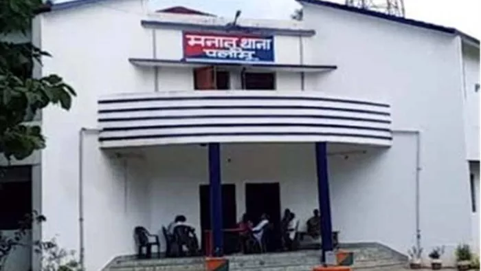 वन विभाग की टीम पर ग्रामीणों ने किया हमला