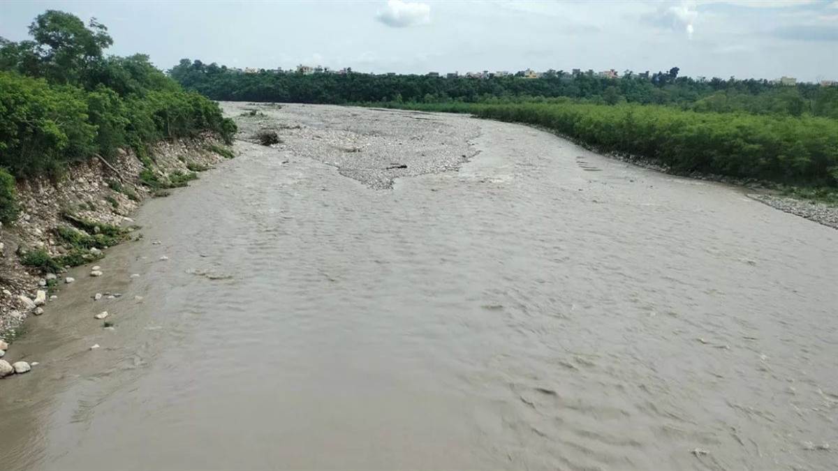 https://www.jagranimages.com/images/newimg/10072025/10_07_2025-ukriver_23980193.jpg