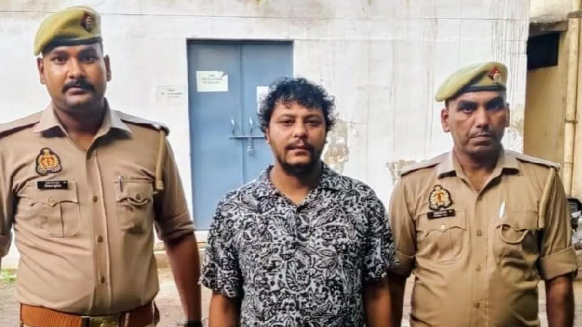 Unnao News: हत्या के प्रयास में वांछित चल रहा हिस्ट्रीशीटर गिरफ्तार, भेजा गया जेल; गंगाघाट कोतवाली में दर्ज हैं 10 मुकदमे