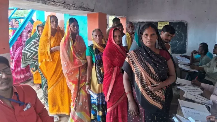 वोटर लिस्ट संशोधन को सुप्रीम कोर्ट की हरी झंडी।