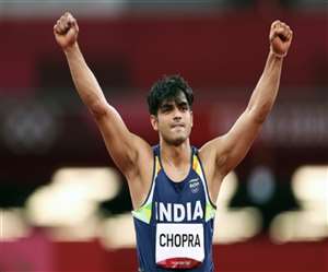 नीरज चोपड़ा ने टोक्यो ओलंपिक में स्वर्ण पदक जीतकर इतिहास रच दिया।