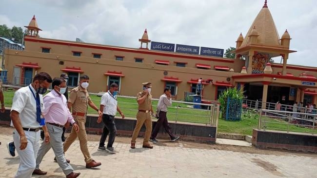 traffic diversion today due to maniparvat fair