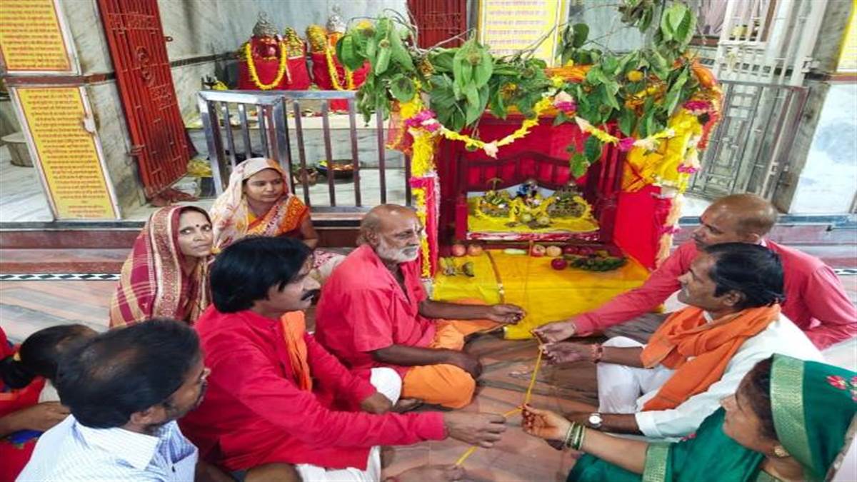 jhulanotsav being held for 24 years in hanuman prem mandir