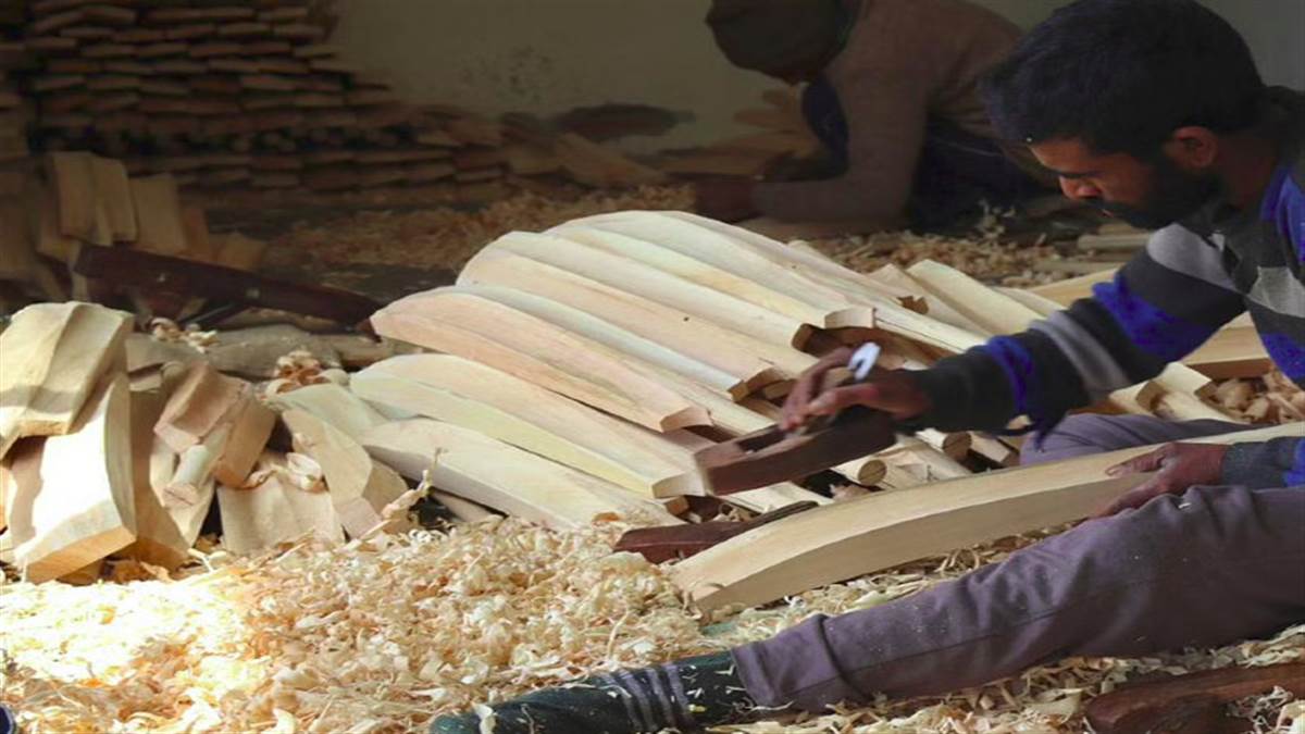 jammu and kashmir government working to give world class recognition to kashmir cricket bat industry