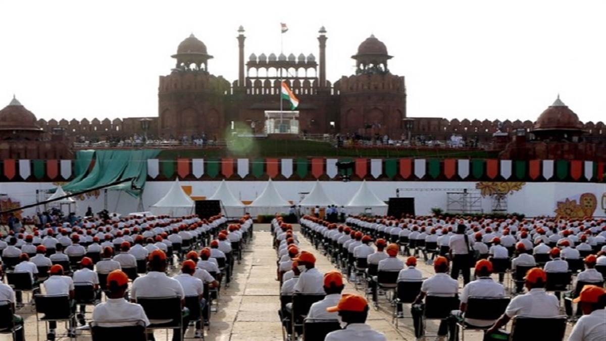 https://www.jagranimages.com/images/newimg/10082022/10_08_2022-red_fort_650_22970448.jpg
