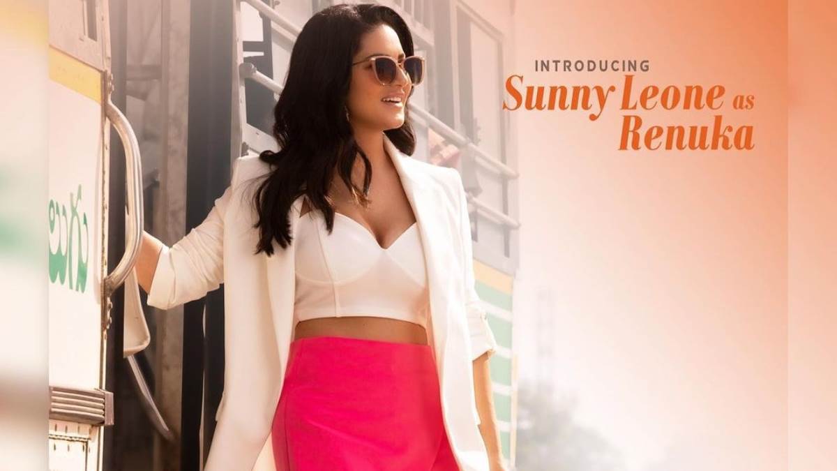 Sunny Leone Photos: सनी लियोनी इ फिल्म का पोस्टर जारी कर दिया गया हैl