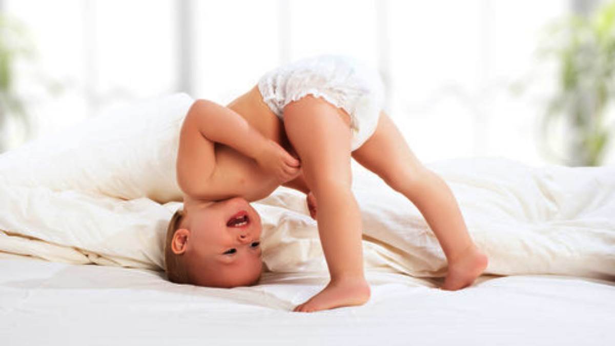 बच्चों को गीलेपन से होने वाली स्किन प्रॉब्लम से बचाते हैं ये Best Diaper Brands, देते हैं रात भर चैन की नींद