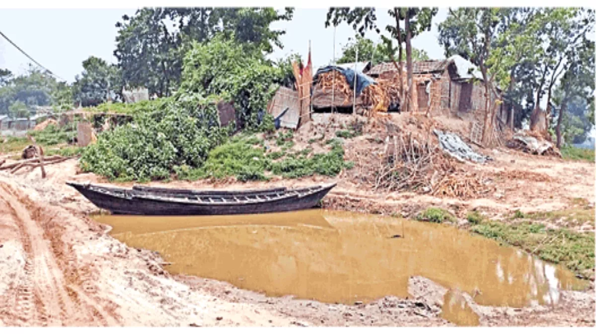 बिहार के इन गांवों में गाड़ी नहीं नाव होना जरूरी, बेटी का रिश्ता करने से पहले मां-बाप पूछते हैं ये सवाल