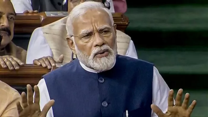 लोकसभा में विपक्ष द्वारा लाए गए अविश्वास प्रस्ताव पर जवाब देते हुए पीएम मोदीः फोटोः एएनआई।