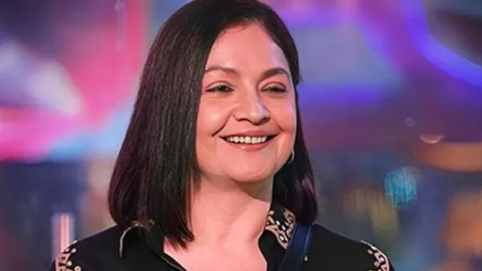 Bigg Boss OTT 2 Pooja Bhatt Phone BB House