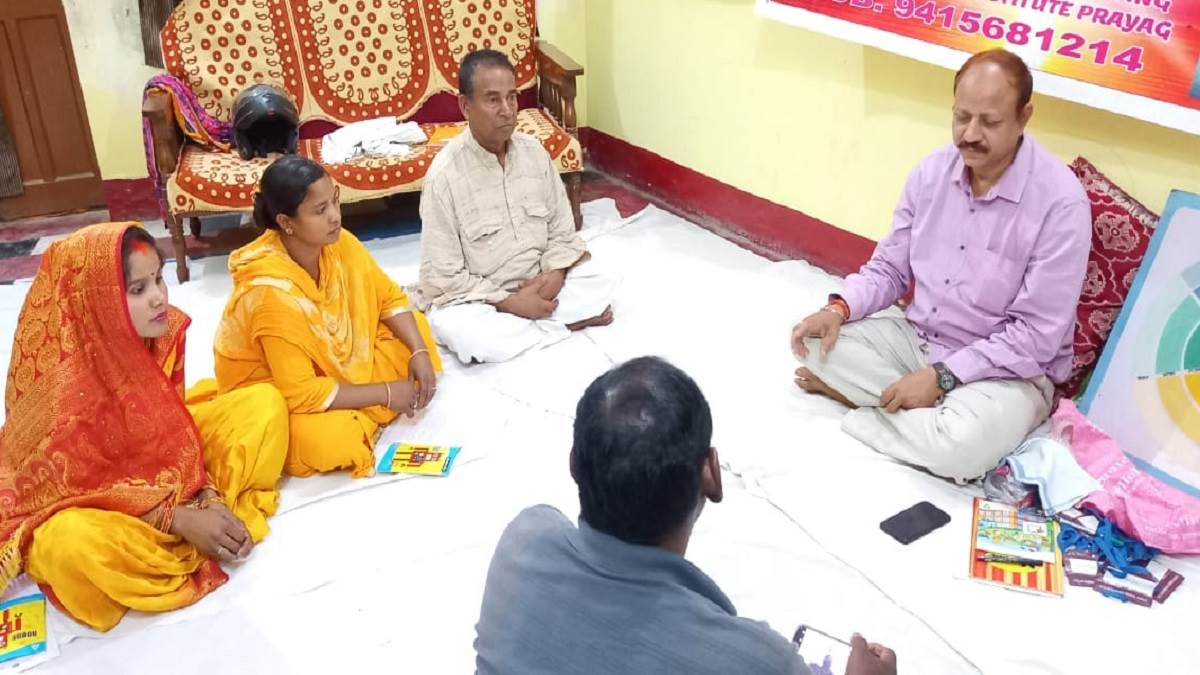 https://www.jagranimages.com/images/newimg/10082023/10_08_2023-sparsh_dhyan_23497533.jpg