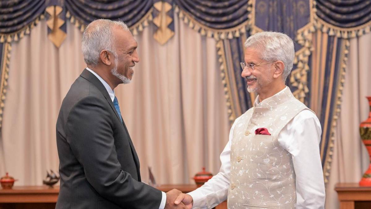 s jaishankar meets maldives president dr mohamed muizzu
