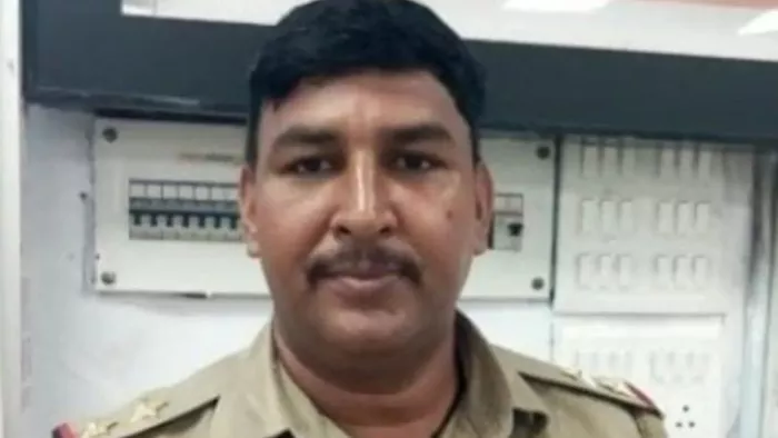 निलंबित दरोगा राम कृपाल । फाइल फोटो