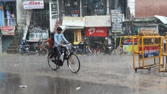 अंबेडकरनगर में बारिश से मिली राहत। जागरण