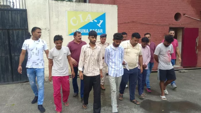 यमुनानगर में नकली करेंसी बनाने वाले गिरोह का भंडाफोड़।