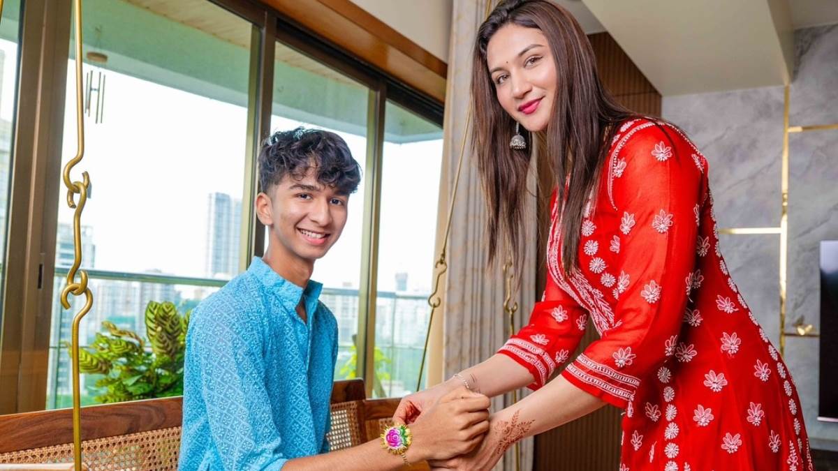 https://www.jagranimages.com/images/newimg/10082025/10_08_2025-anaya_bangar_brother_24008974.jpg