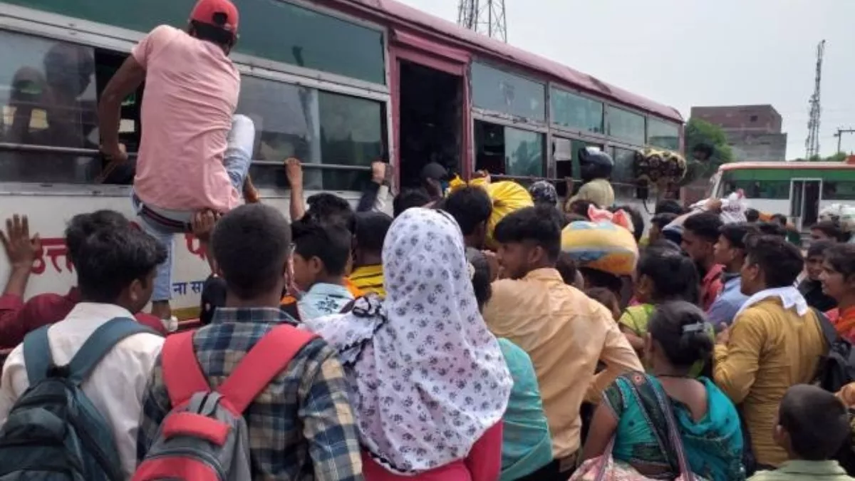 दो दिनों में एक लाख पांच हजार यात्रियों ने किया नि:शुल्क सफर, वापसी के लिए स्पेशल बस सेवा चलाने के निर्देश