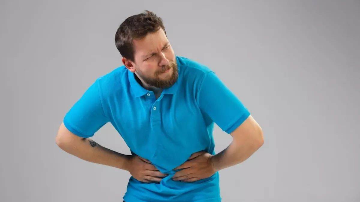 https://www.jagranimages.com/images/newimg/10082025/10_08_2025-constipation__24009221.jpg