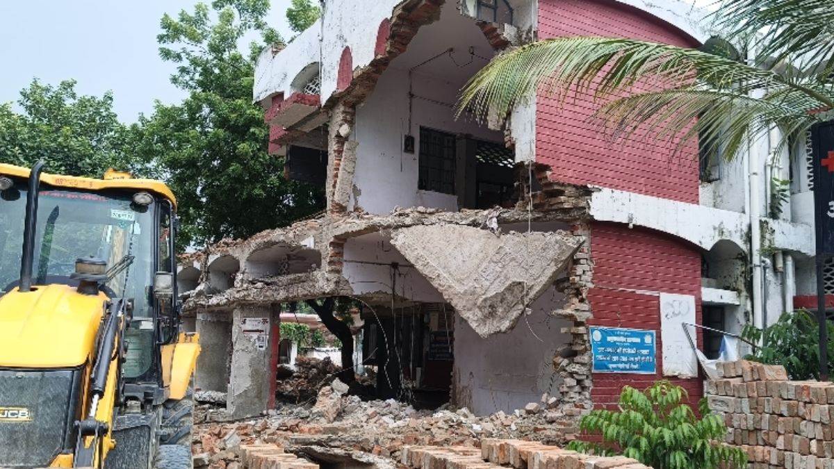 old hospital building demolished for new 100 bed facility in bagha