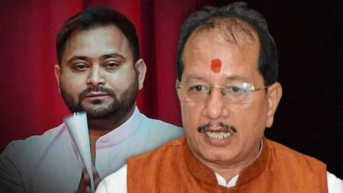 राजद नेता तेजस्वी यादव ने उपमुख्यमंत्री विजय कुमार सिन्हा पर दो वोट होने का आरोप लगाया है। फाइल फोटो