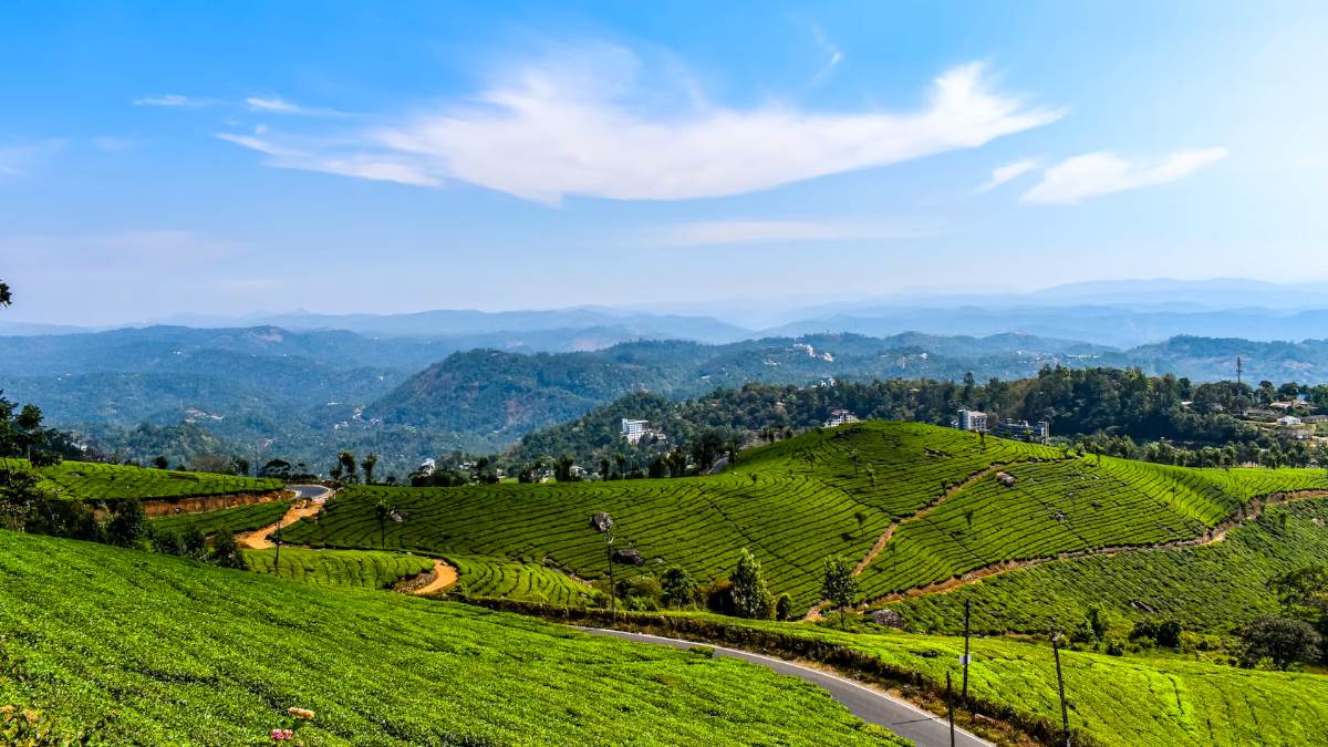 https://www.jagranimages.com/images/newimg/10092022/10_09_2022-irctc_kerala_tour_package_40400_rupees_u_23055393.jpg