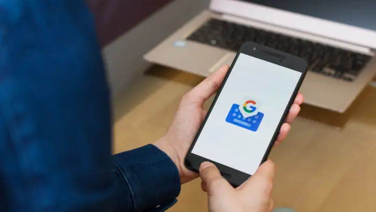 gboard app gets the proofread option know how its work