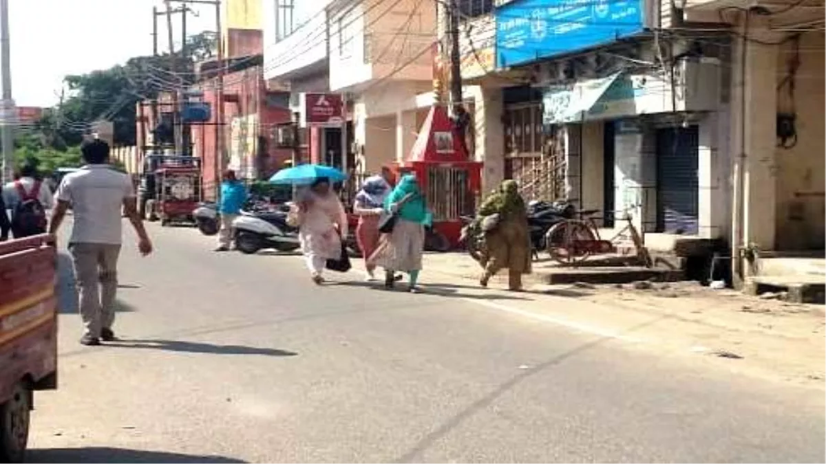https://www.jagranimages.com/images/newimg/10092025/10_09_2025-09kas_42_09092025_520.jpg