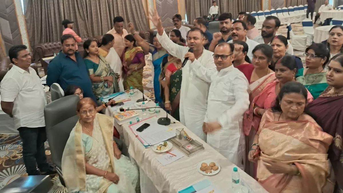 https://www.jagranimages.com/images/newimg/10092025/10_09_2025-_municipal_meetings__24042671.jpg